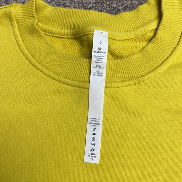 Women’s Yellow Lululemon oversized crew neck. - Picture 3 of 5